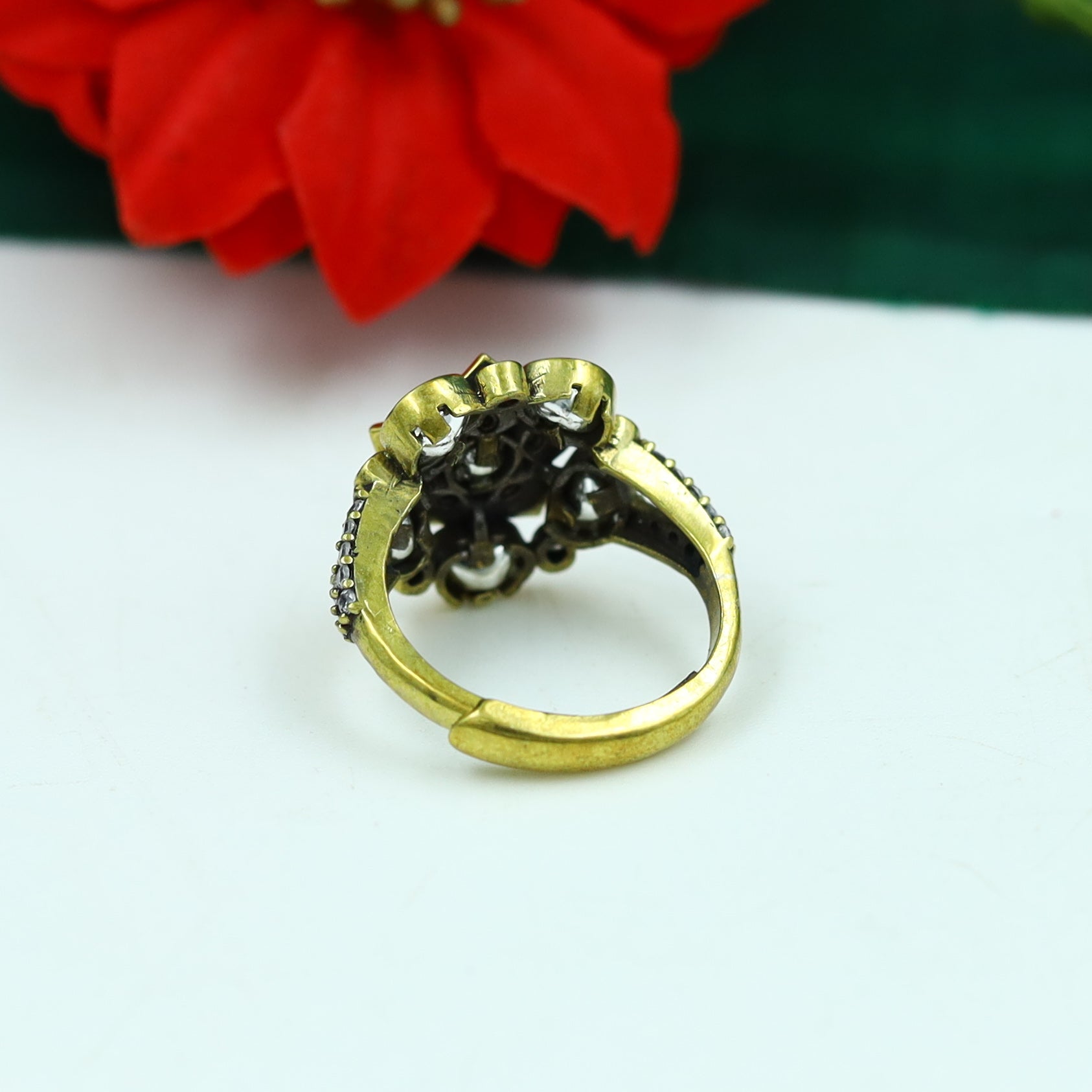 Kundan Ring 15468-34