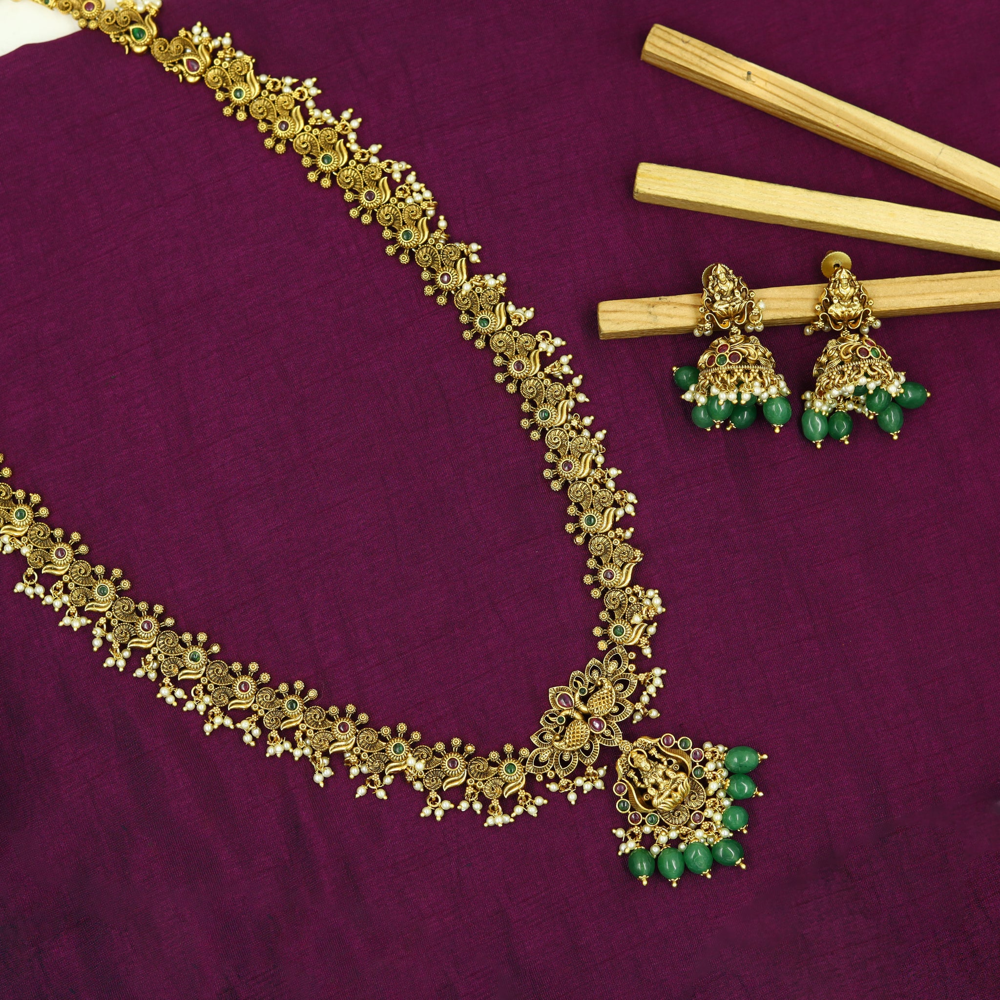 Long Neck Temple Necklace Set 15552-28