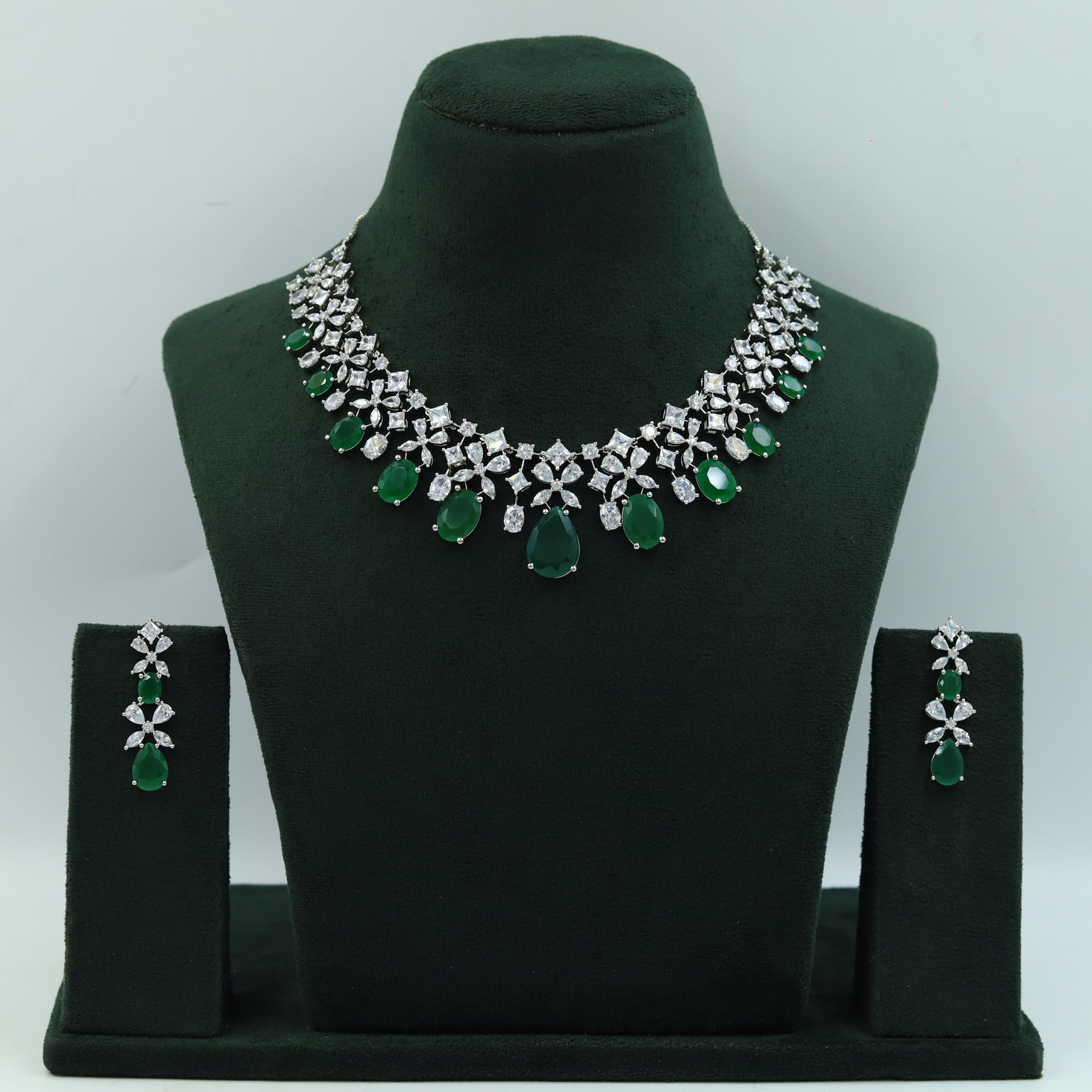 Round Neck Zircon/AD Necklace Set 16230-69