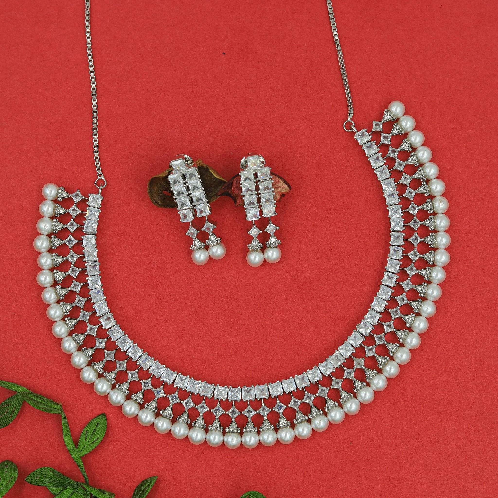 Pearl Round Neck Zircon/AD Necklace Set 16237-69