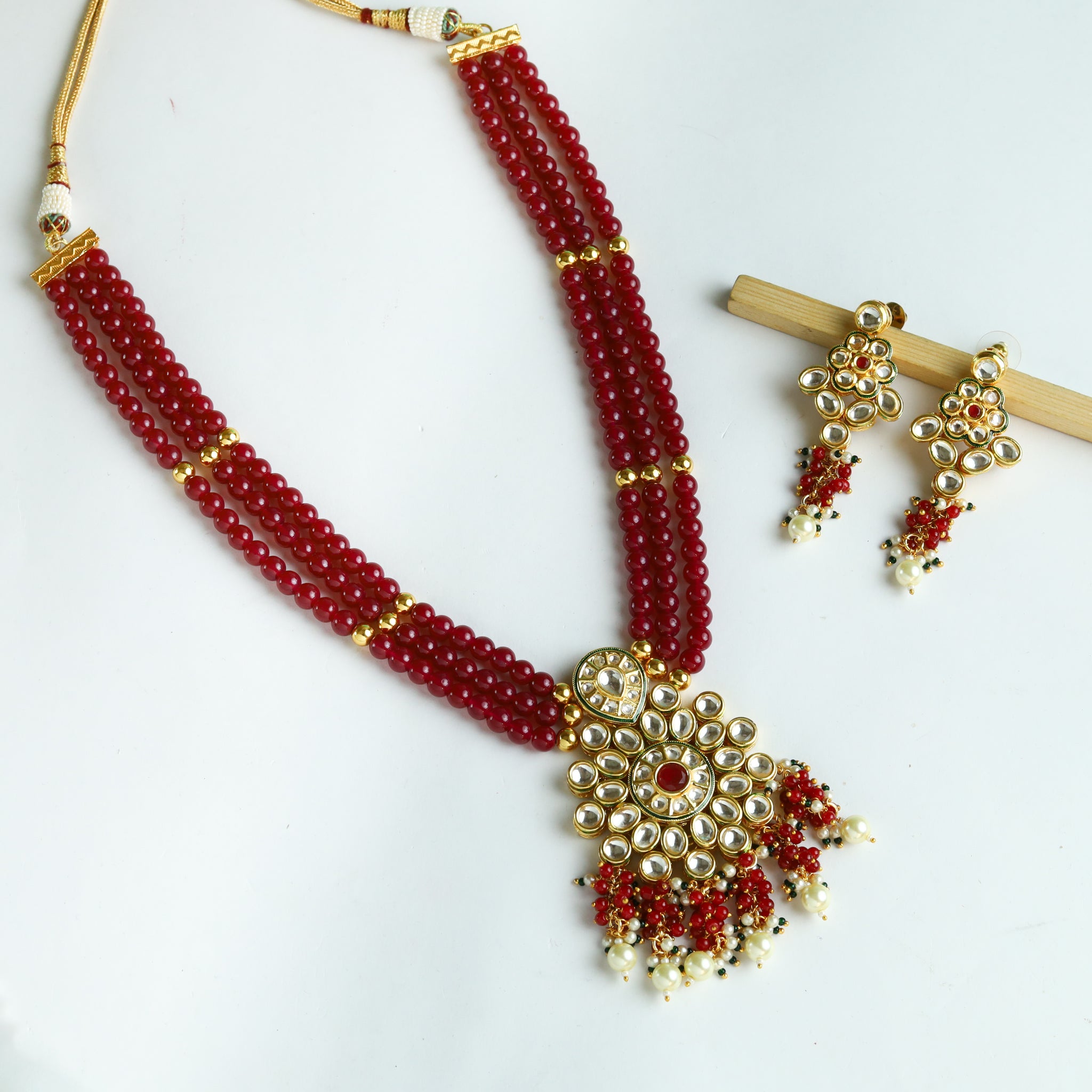 Designer Kundan Pendant Set 13778-0849