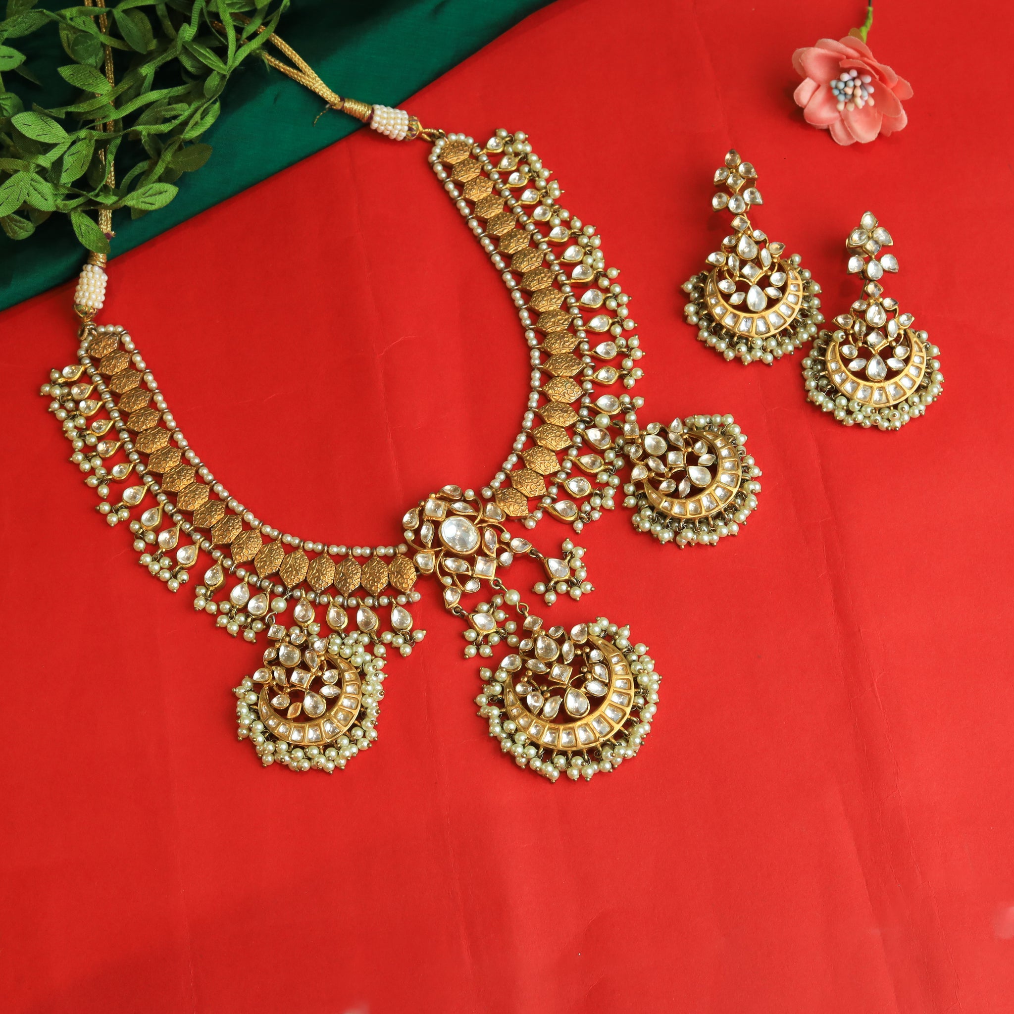 Pachhi Kundan Necklace Set in Antique Polish 5421-9486