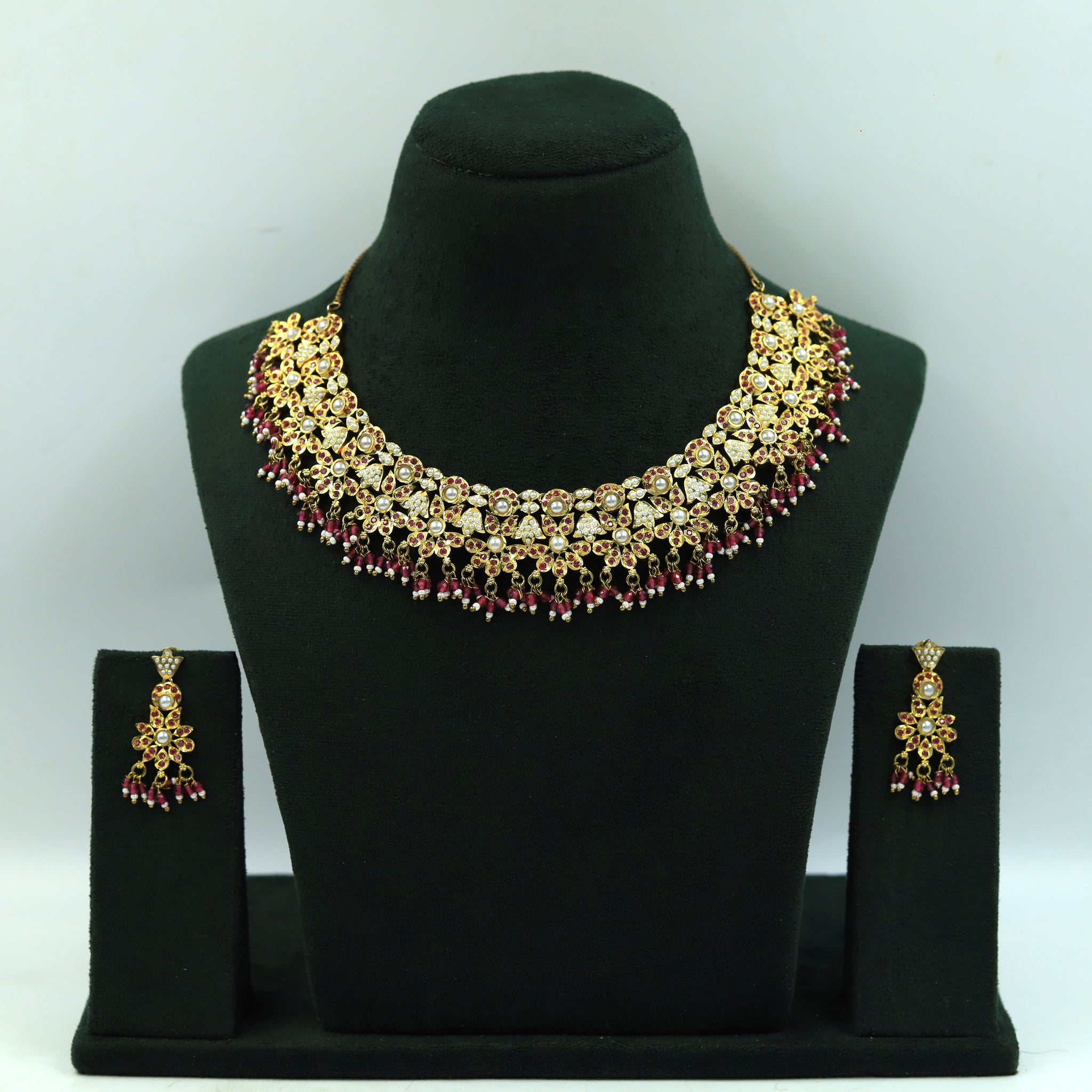 Round Neck Jadau Necklace Set 11350-48