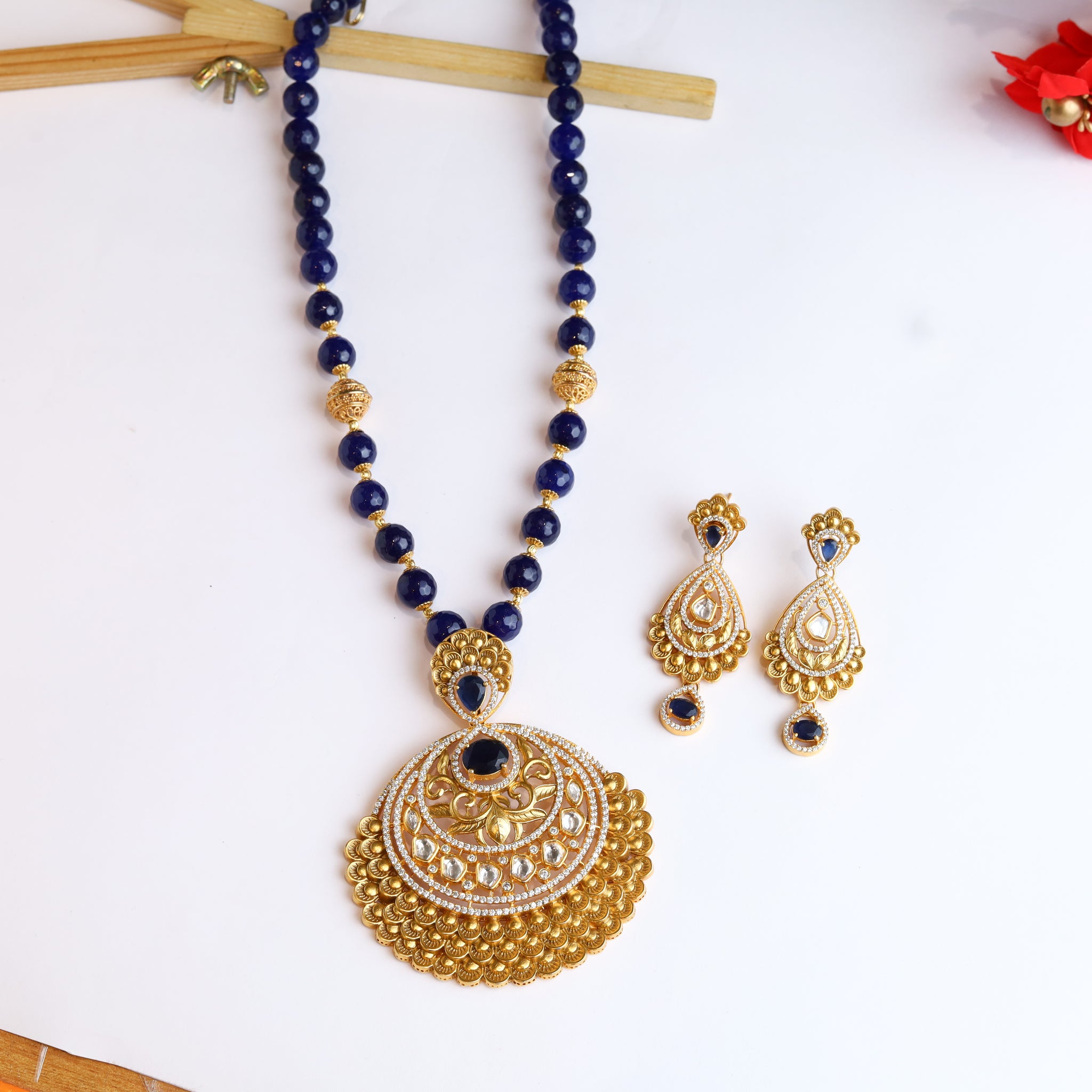 Blue Kundan Pendant Set 1290-5355