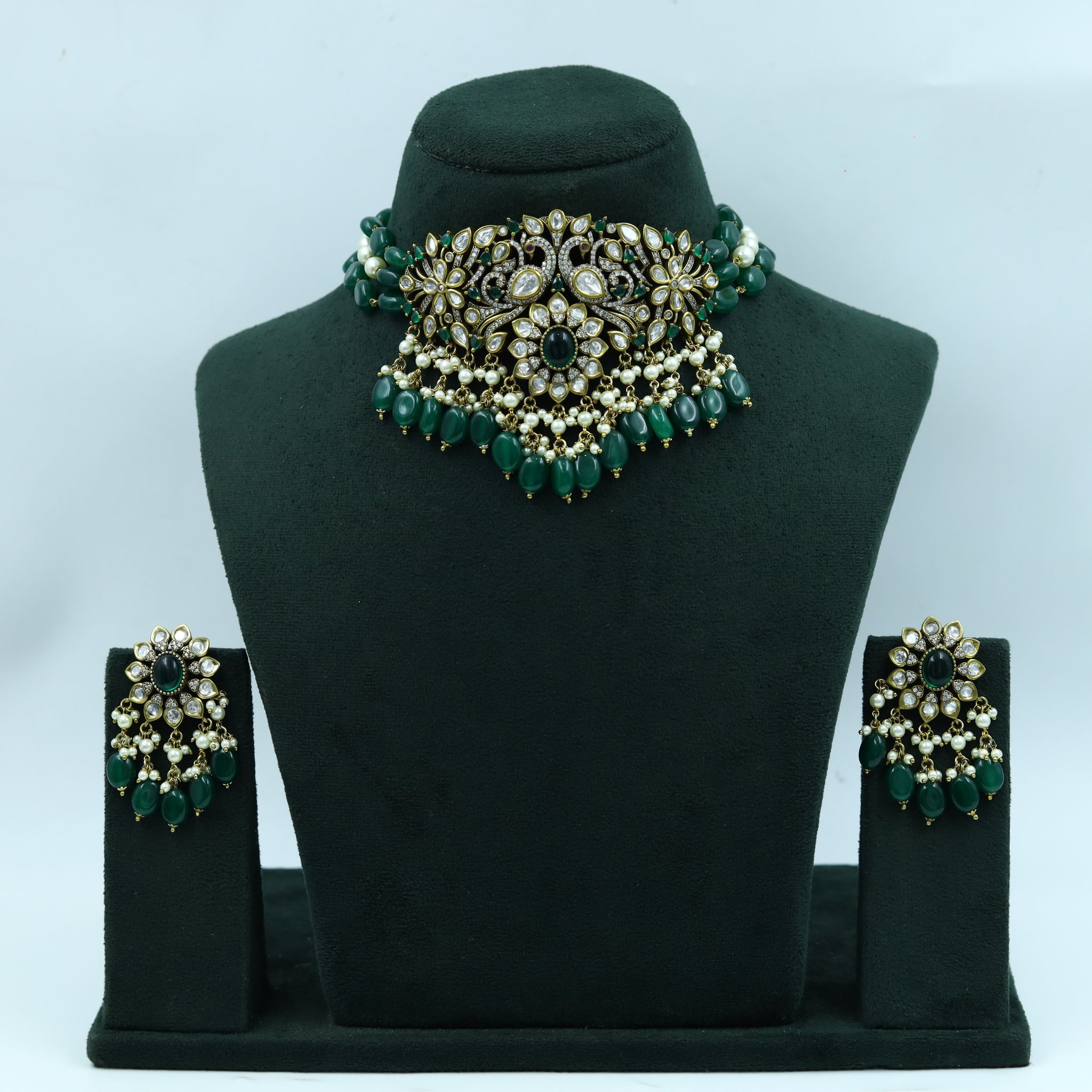 Choker Kundan Necklace Set 15357-69