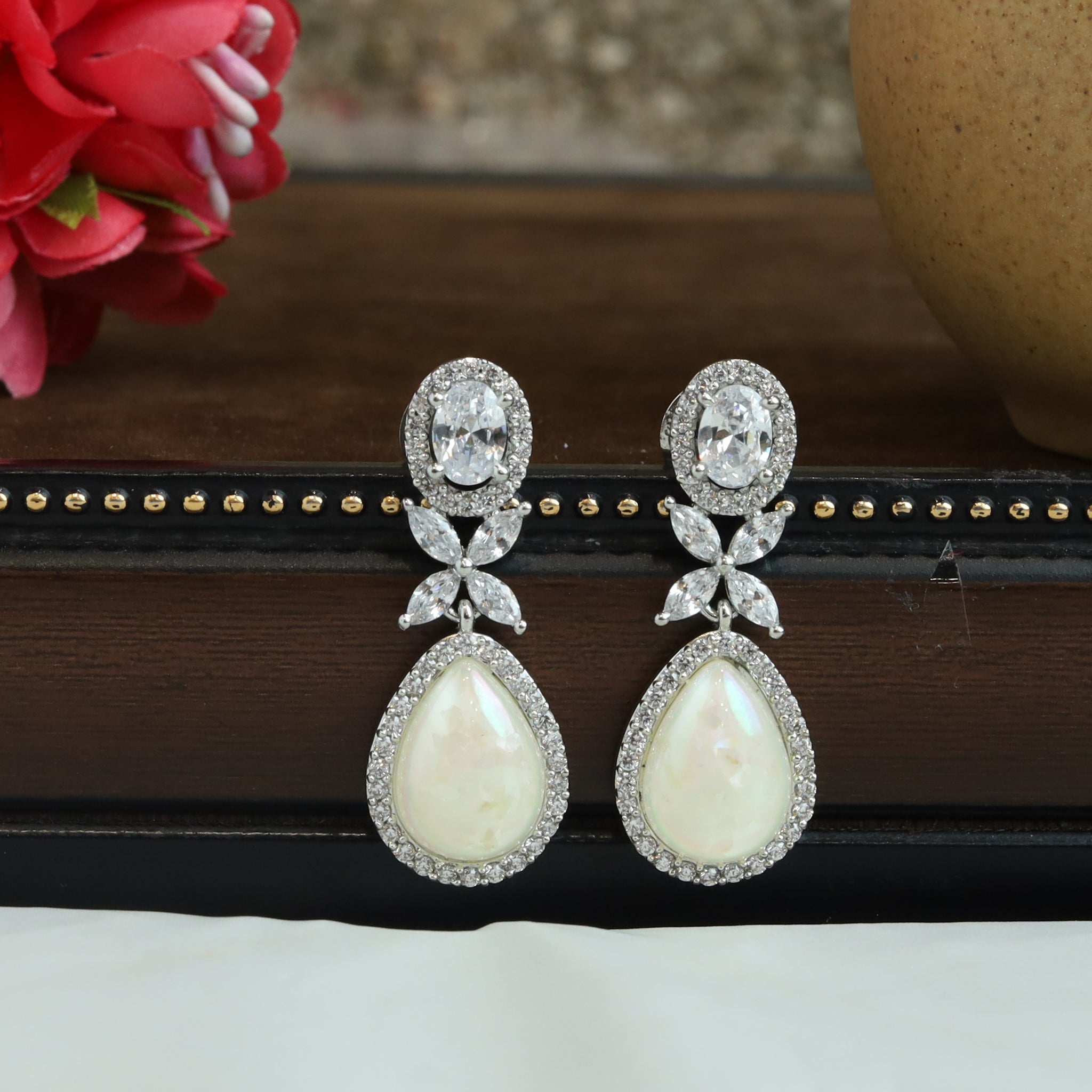 Light Earring Zircon/AD Earring 7396-34