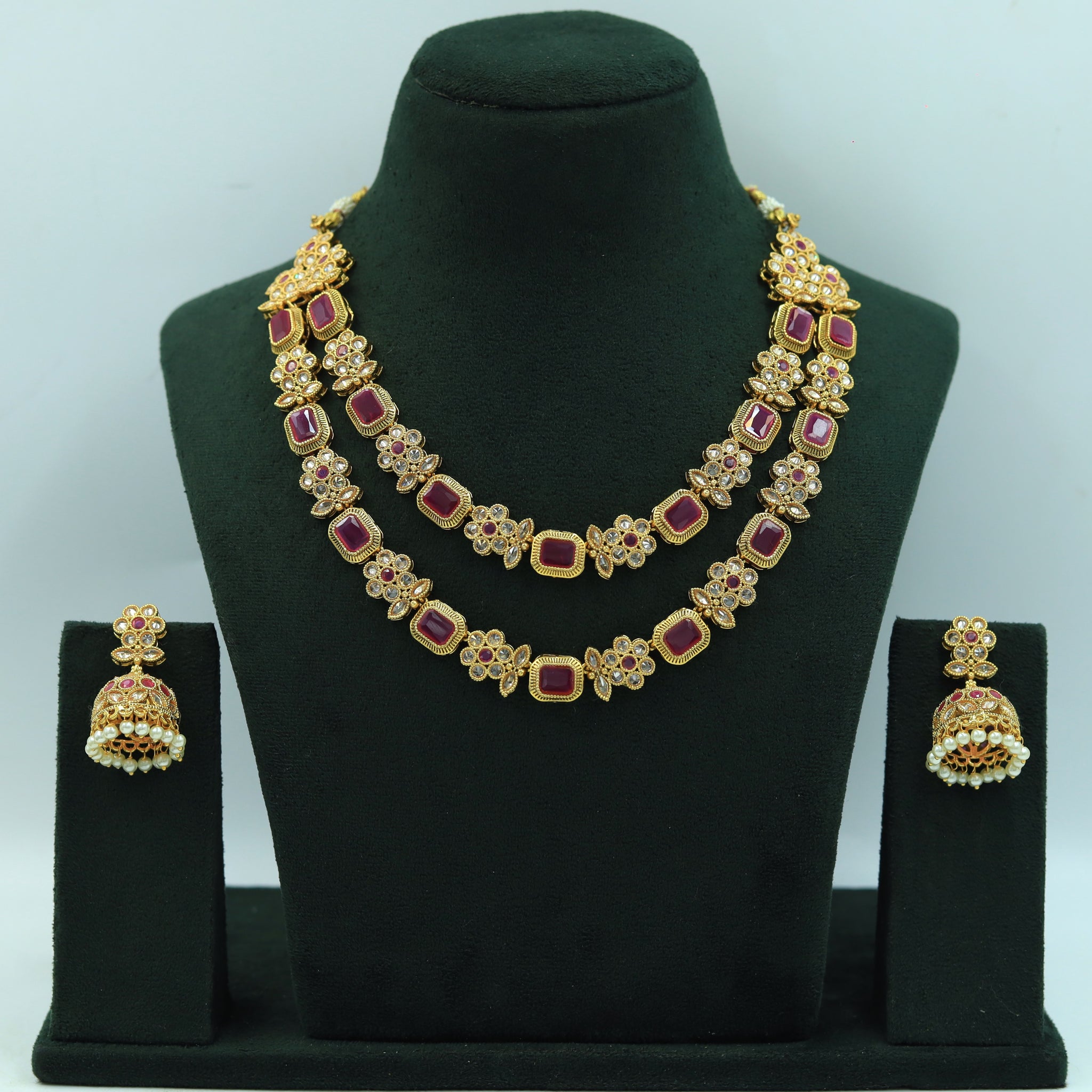 Round Neck Layered Gold Look Necklace Set 13553-28