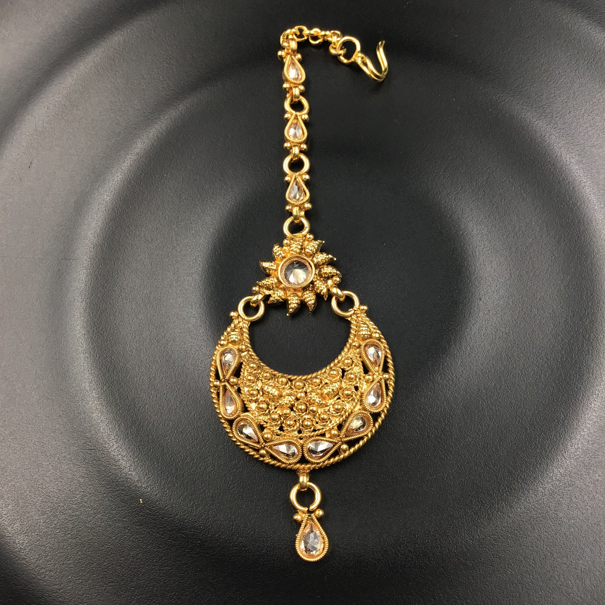 Gold Look Maang Tikka 9167-100 - Dazzles Jewellery