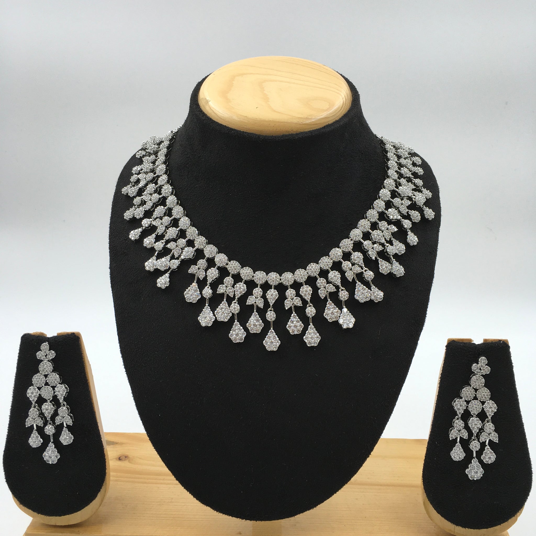 Round Neck Zircon/AD Necklace Set 8568-08 - Dazzles Jewellery