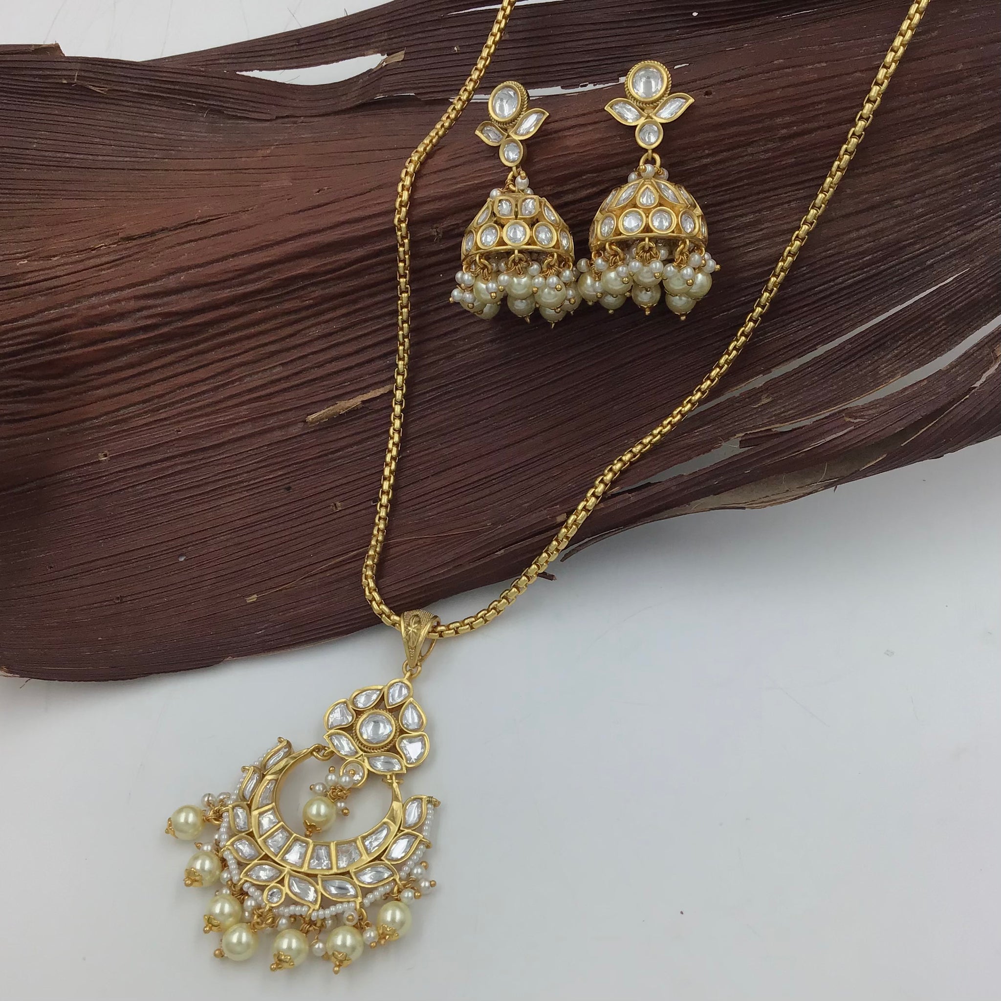 Medium Kundan Pendant Set 6360-28 - Dazzles Jewellery