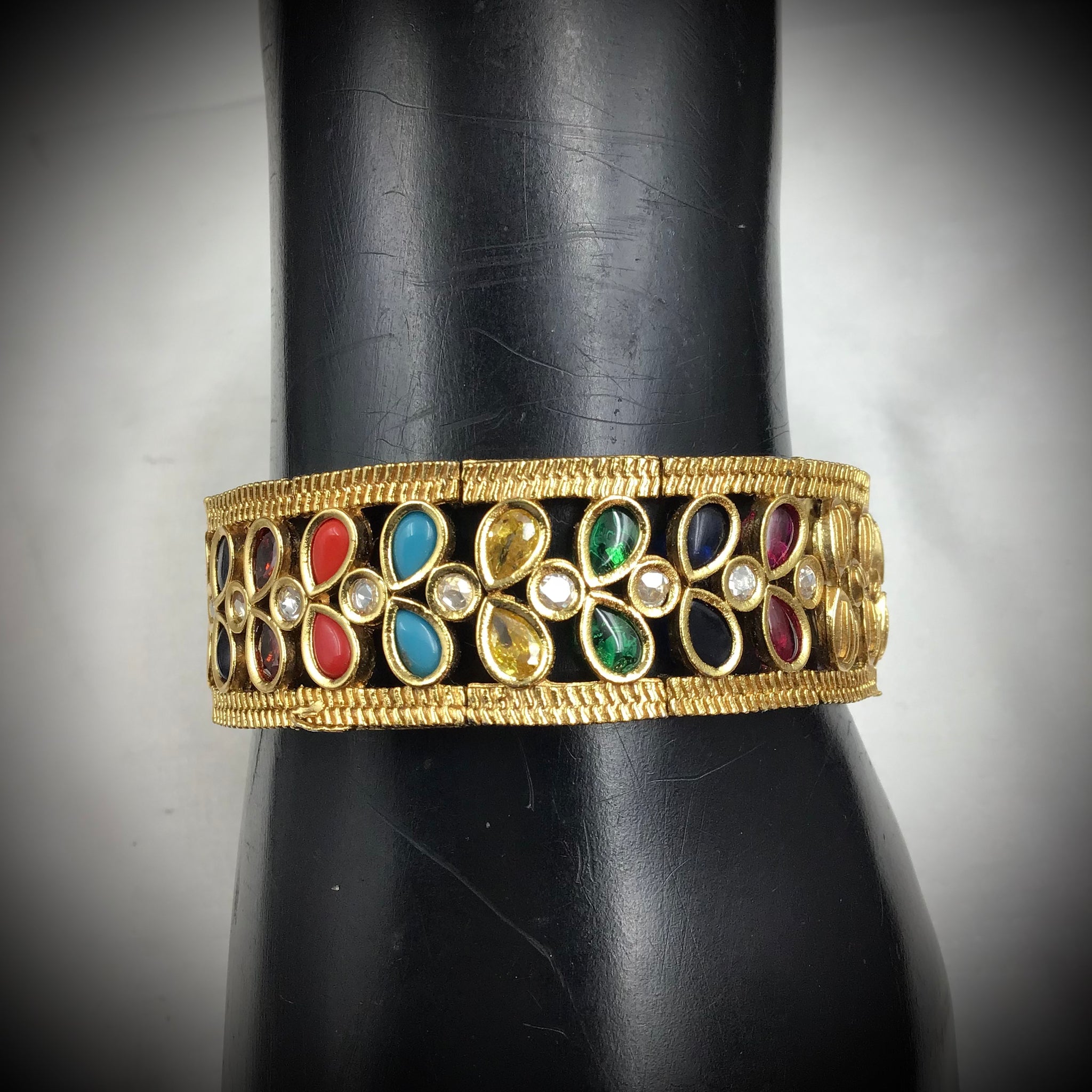 Antique Gold Finish Bracelet 7112-1 - Dazzles Jewellery