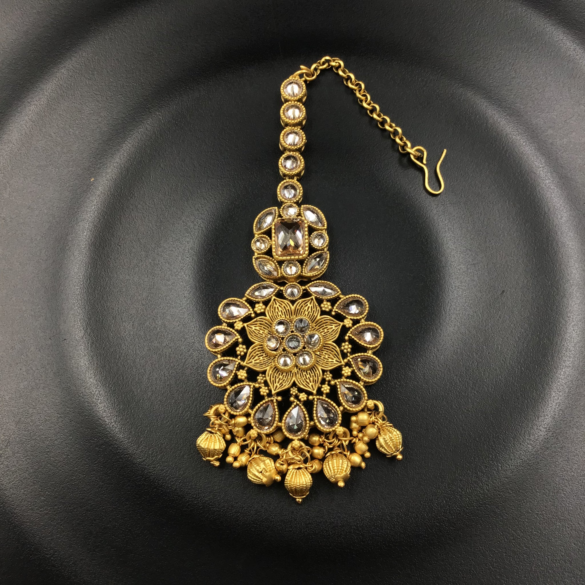 Antique Gold Polish Maang Tikka 5664-100 - Dazzles Jewellery