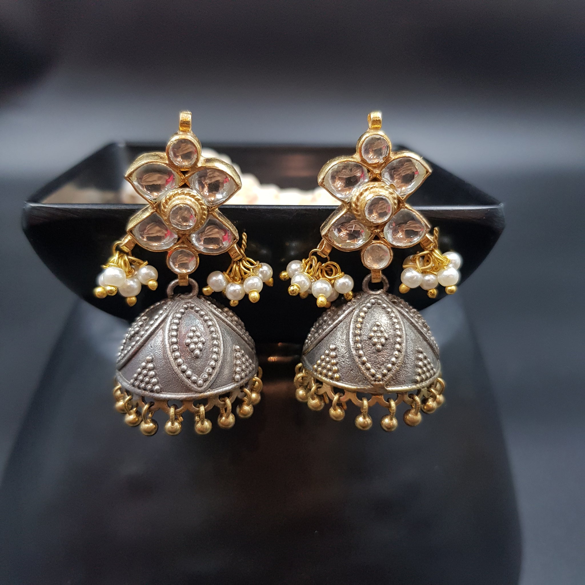 Gold Kundan Earring - Dazzles Jewellery