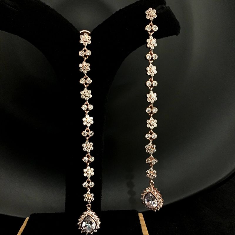 White Zircon/AD Earring 2462-6527 - Dazzles Jewellery