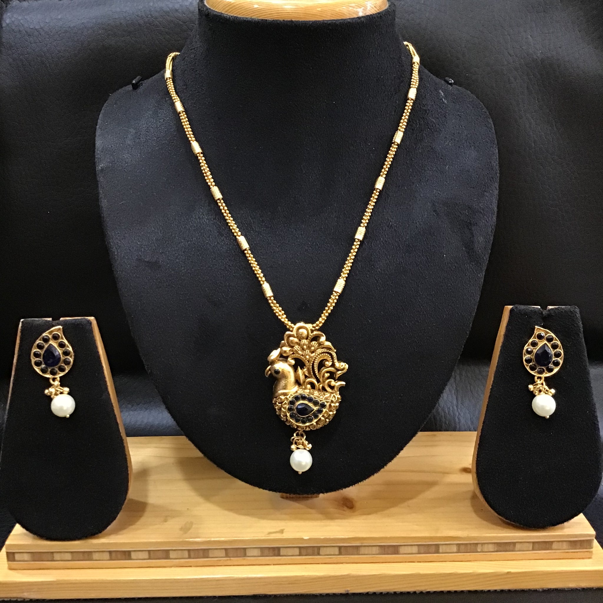 Black Gold Look Pendant Set - Dazzles Jewellery