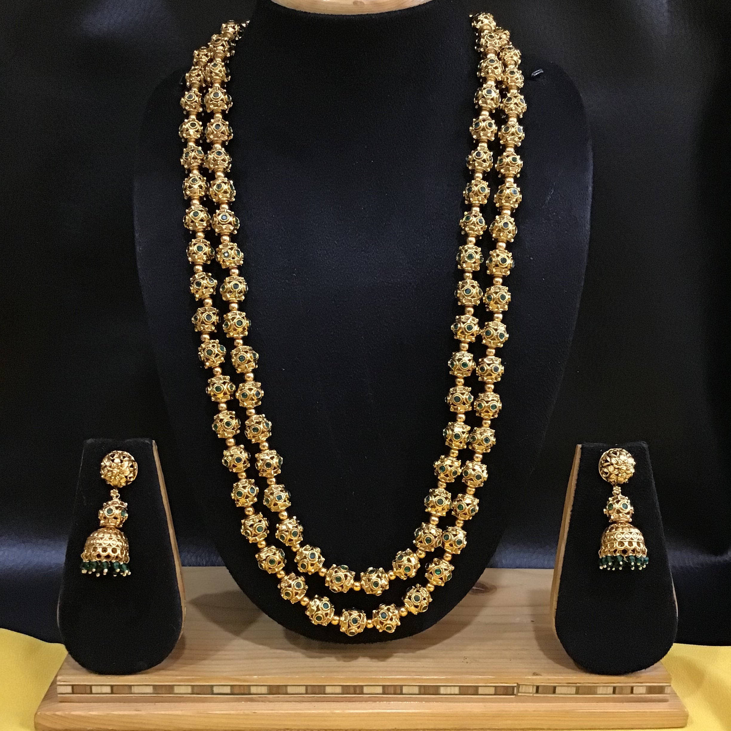 Gold sales beads jewellery