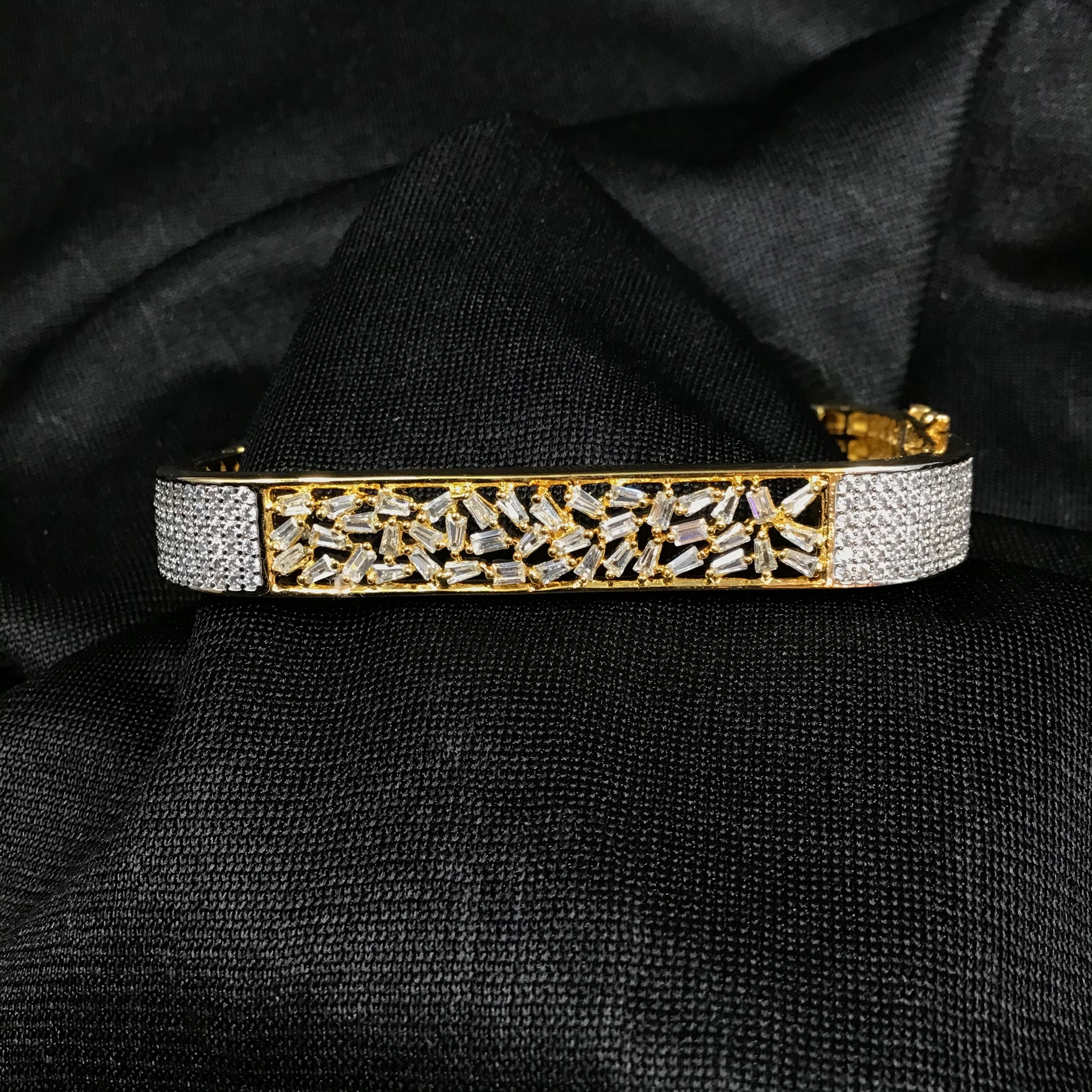 Zircon/AD Bracelet 3305-08 - Dazzles Jewellery