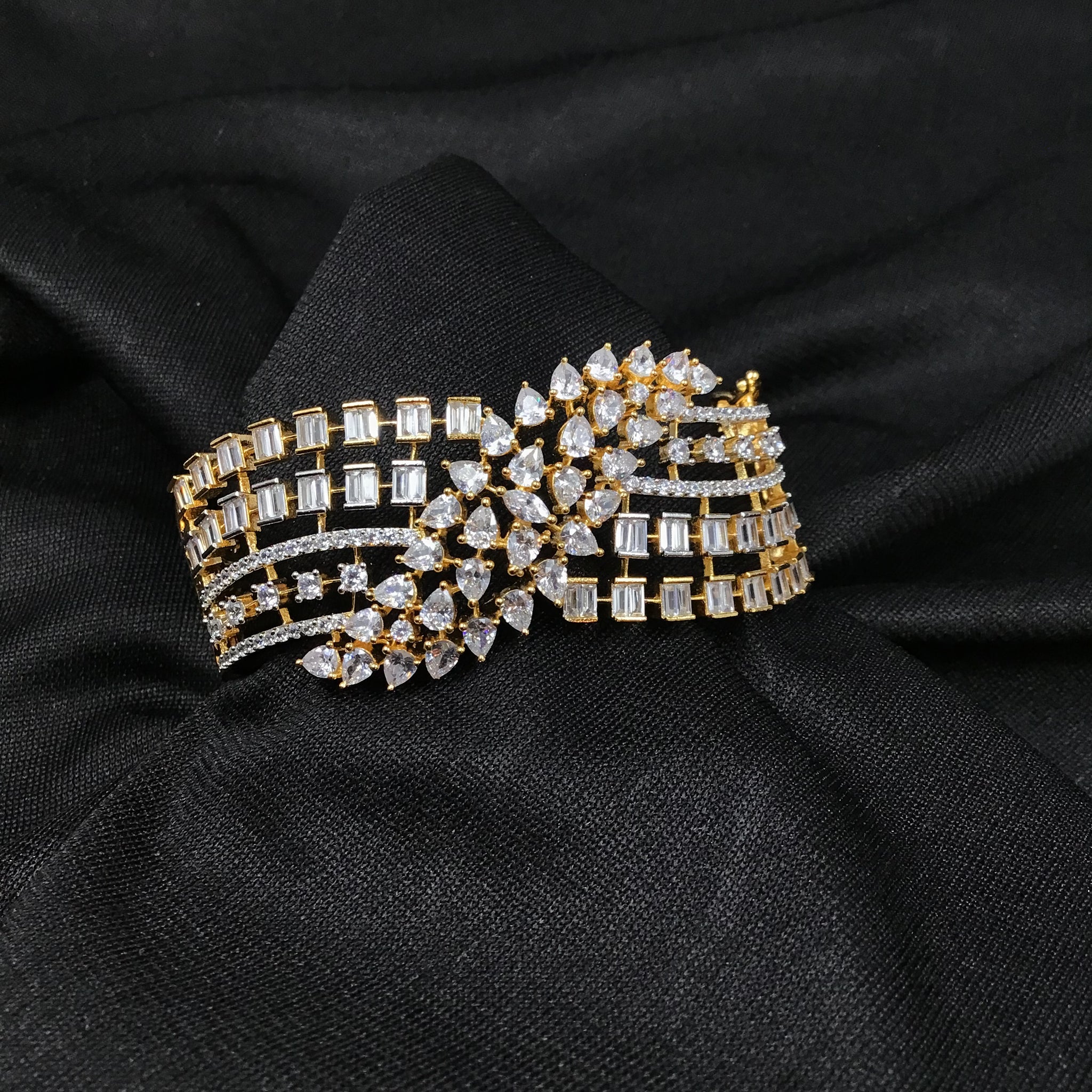 Zircon/AD Bracelet 3319-08 - Dazzles Jewellery