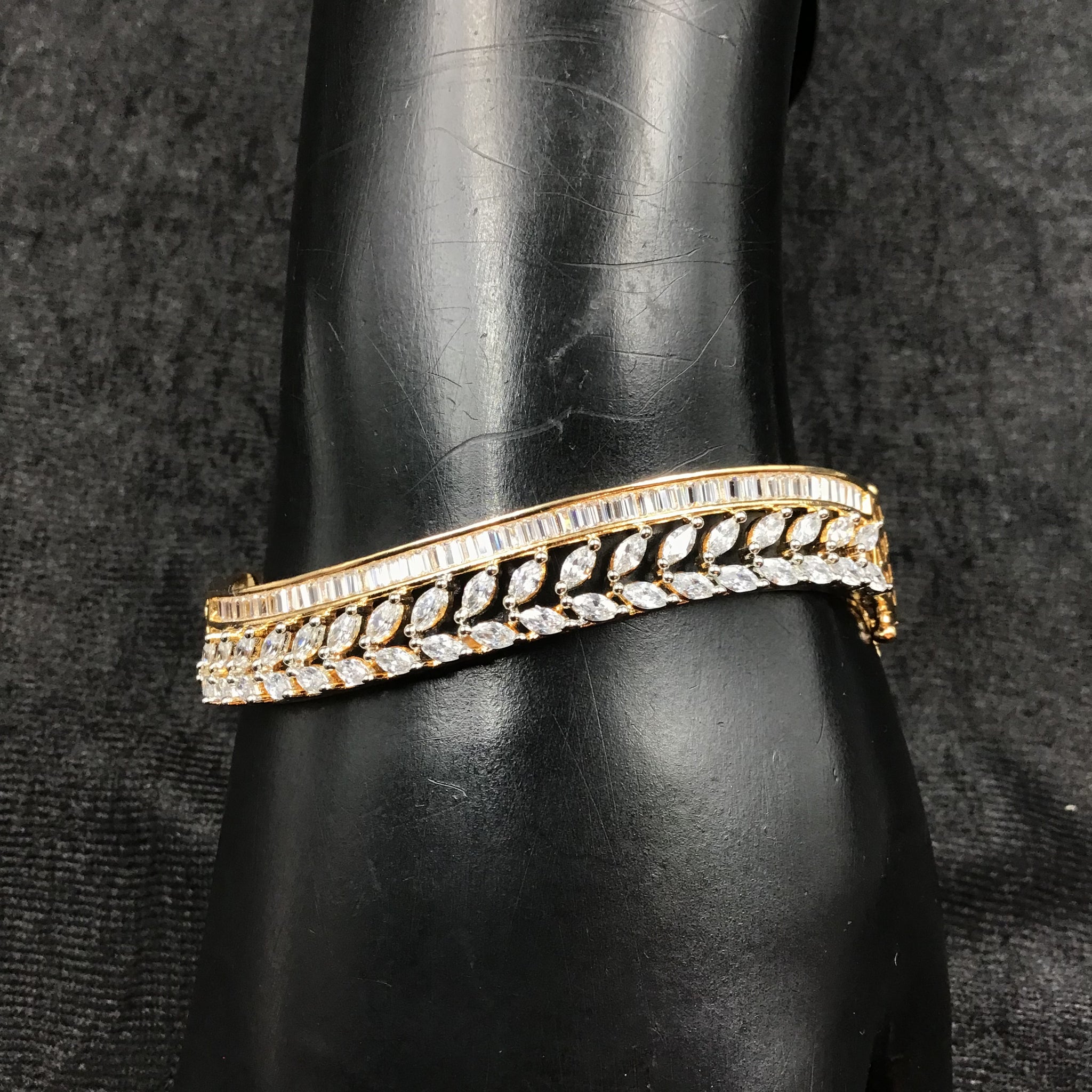 Zircon/AD Bracelet 6134-08 - Dazzles Jewellery