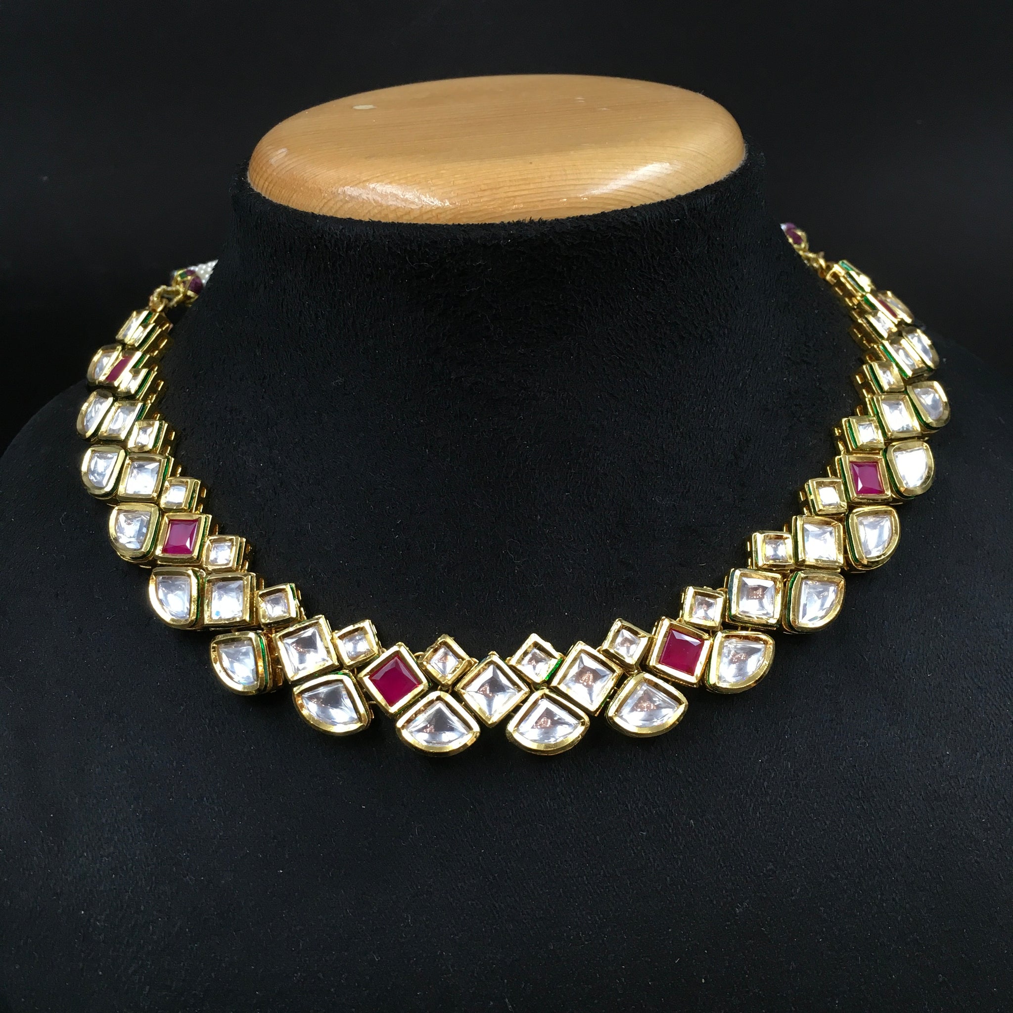 Round Neck Kundan Necklace Set 3709-28 - Dazzles Jewellery