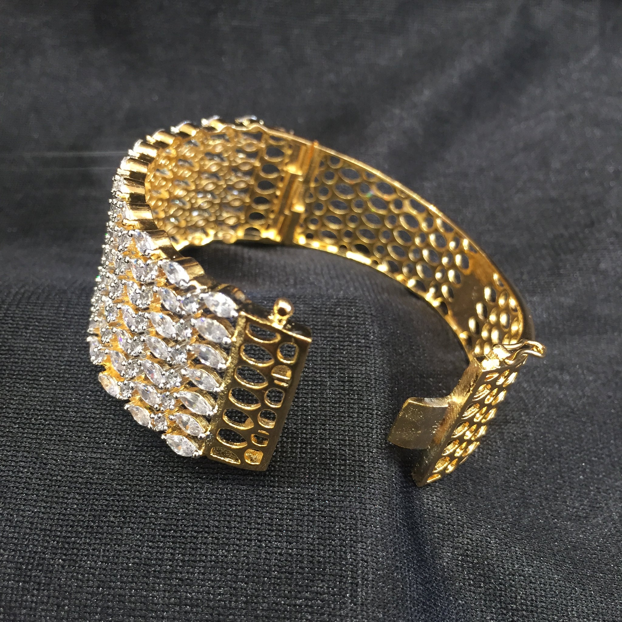 Zircon/AD Bracelet 6148-08 - Dazzles Jewellery