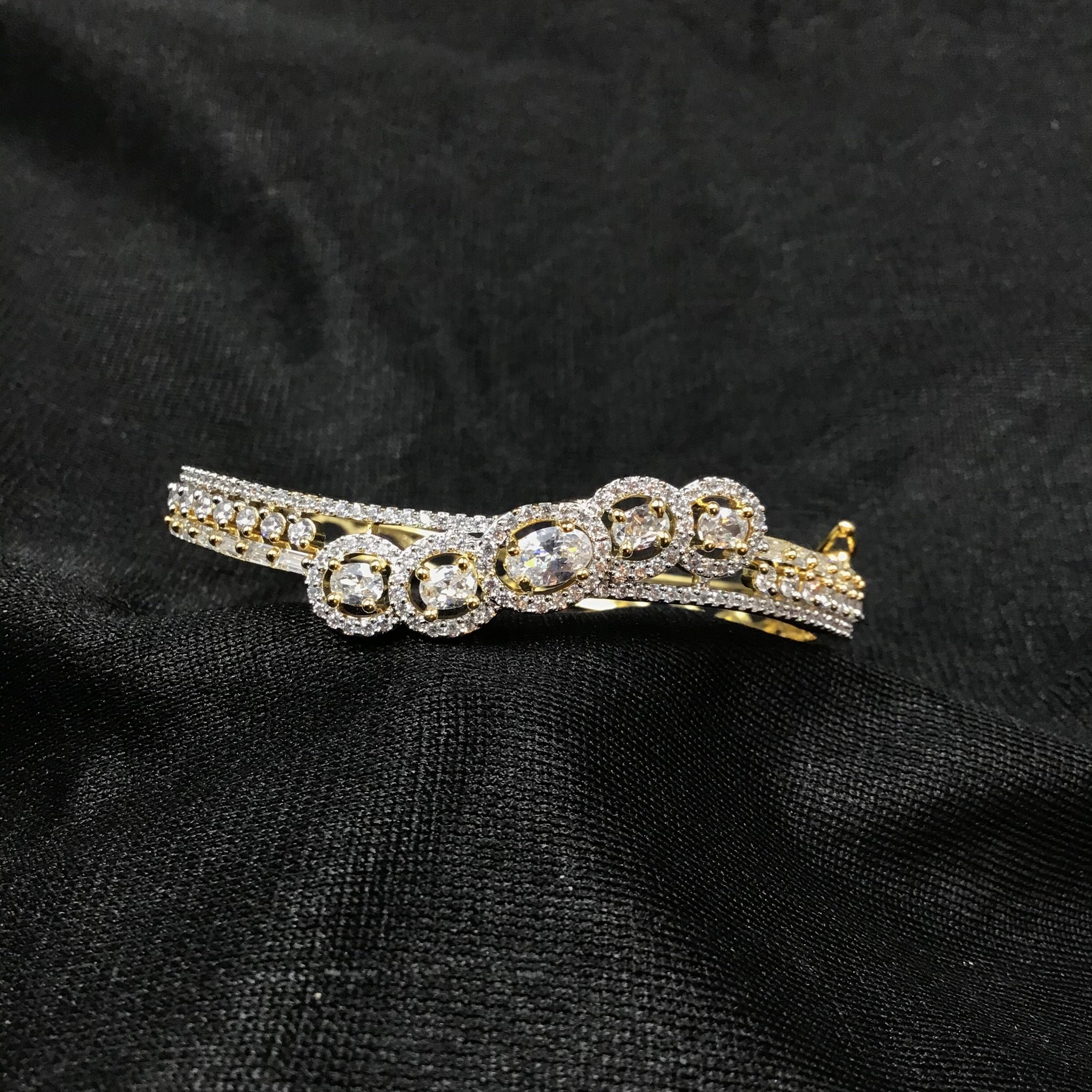 Openable Zircon/AD Bracelet 3243-11 - Dazzles Jewellery