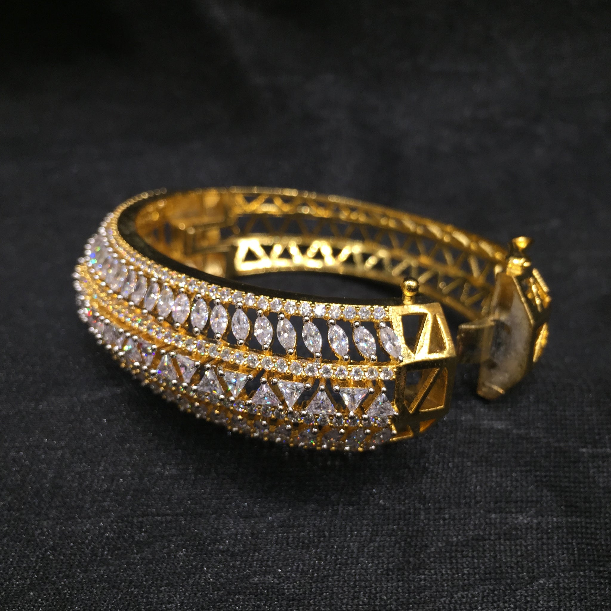 Gold Polish Bracelet - Dazzles Jewellery