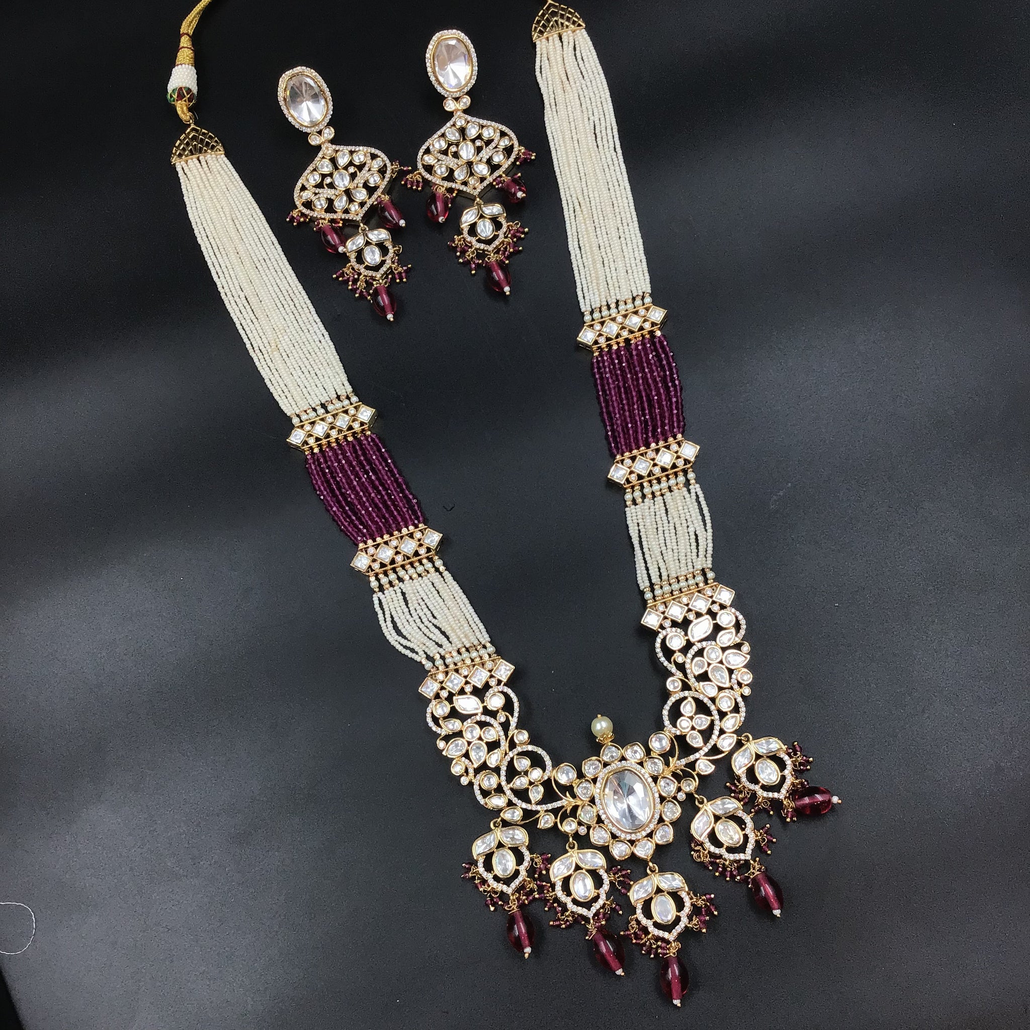 Long Neck Kundan Necklace 4270-68 - Dazzles Jewellery