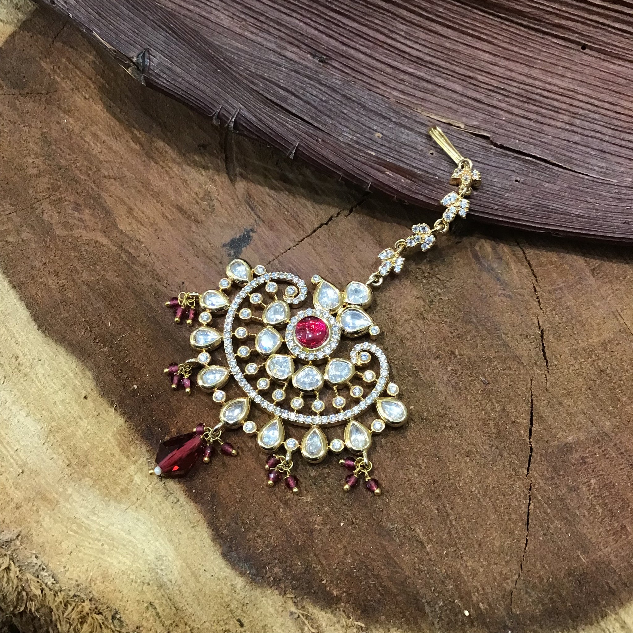 Stylish Ruby Kundan Maang Tikka - Dazzles Jewellery