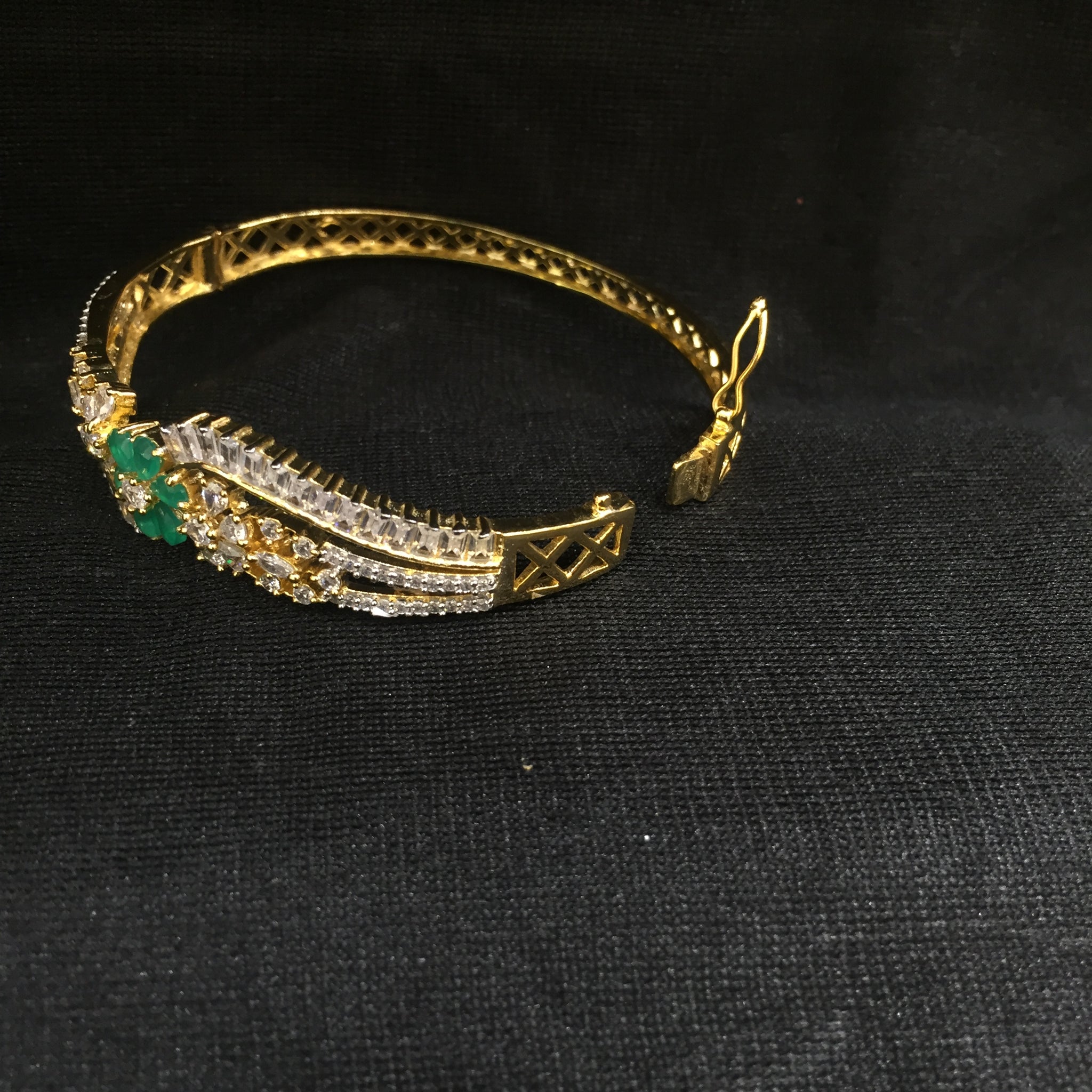 Green Bracelet - Dazzles Jewellery